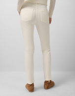 Pantalón cinco bolsillos algodón crudo