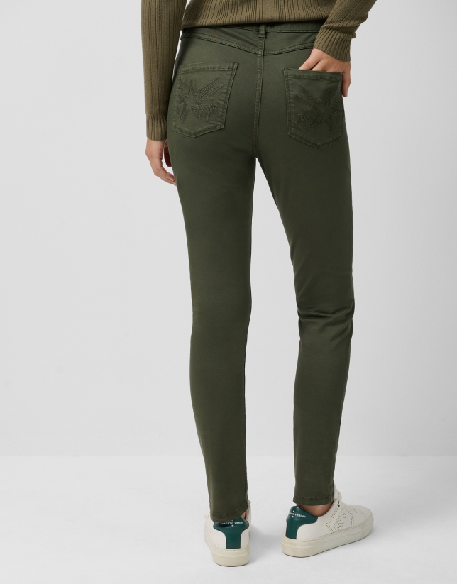 Pantalón cinco bolsillos algodón verde