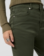 Pantalón cinco bolsillos algodón verde