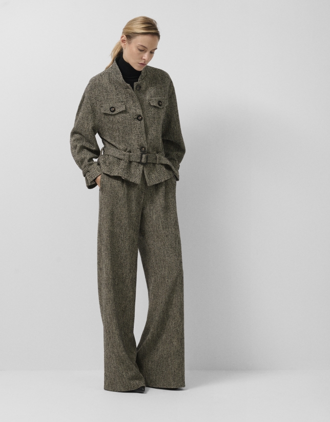 Wide-leg trousers with black and beige herringbone pleats