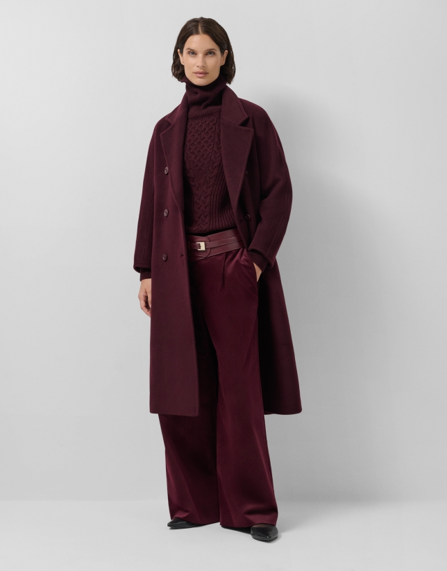 Pantalón ancho con pinzas terciopelo burdeos
