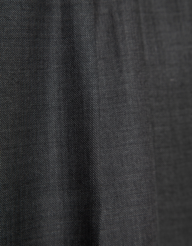 Men's cut pleated trousers in grey wool