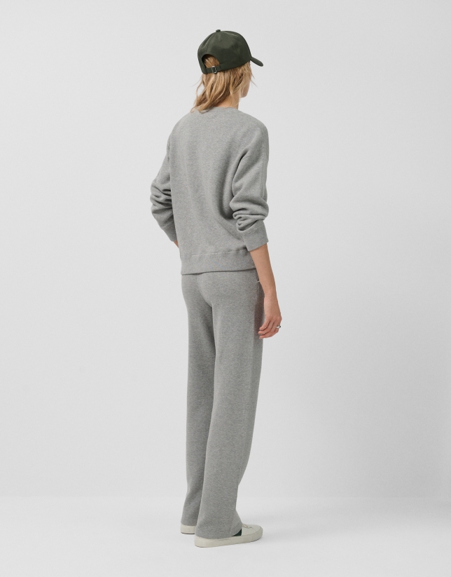 Pantalón jogger punto tricotado gris