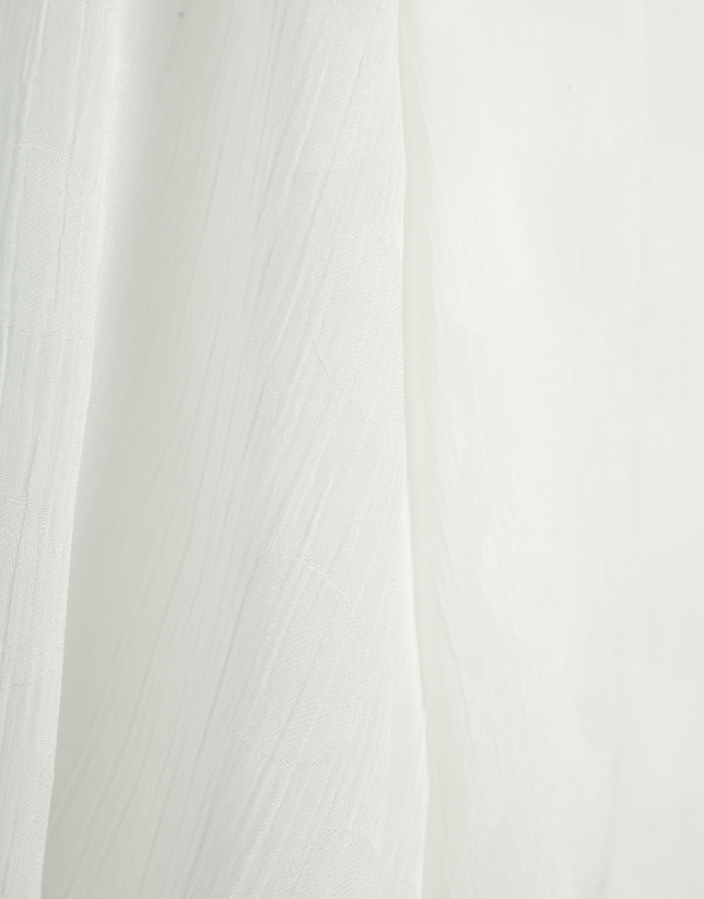 White bamboo shirt with circle jacquard
