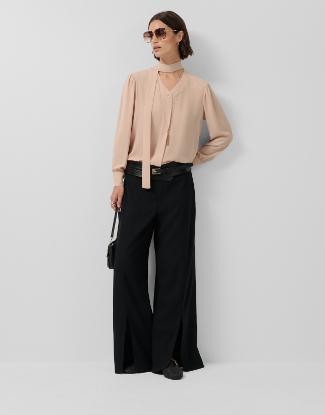 Blusa oversize cuello lazada beige