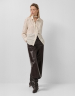 Camisa listas beige con lazada en cuello