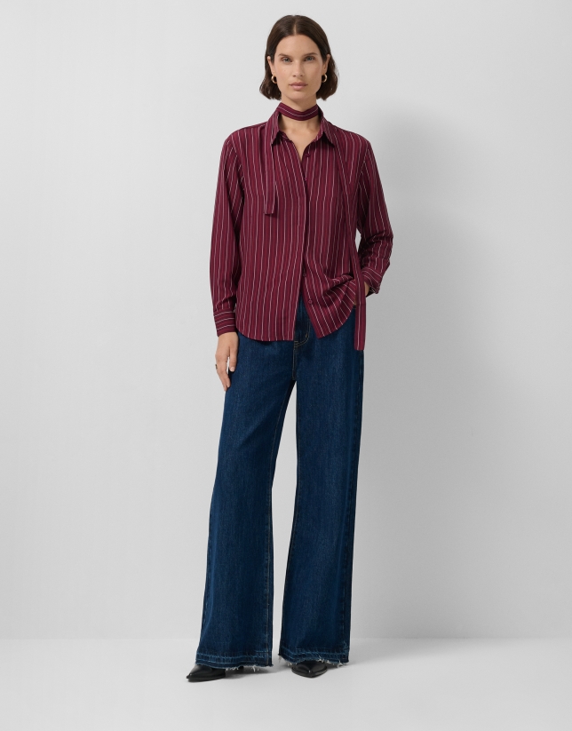 Camisa listas berenjena con lazada en cuello
