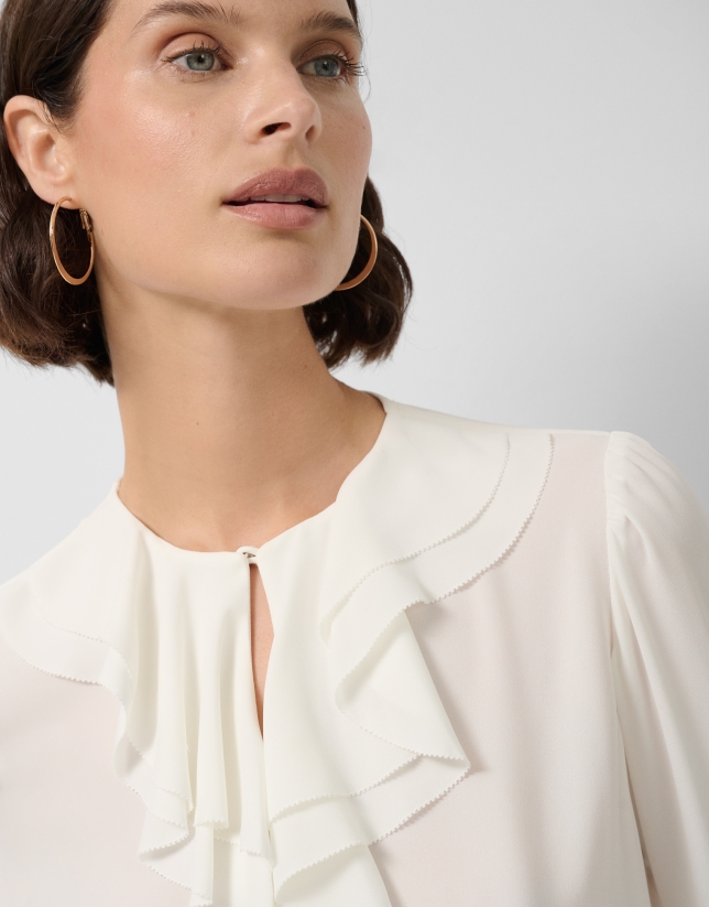 Blusa manga larga crudo con volante