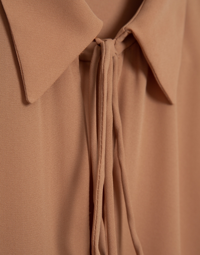 Camel crepe blouse with oversized cuffs