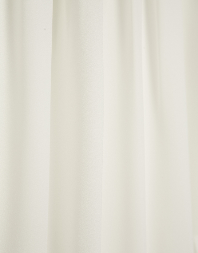 Long-sleeved puffed blouse in ecru crepe