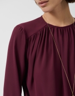 Blusa abullonada manga larga en crepé rojo