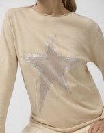 Camel knitted long-sleeved T-shirt with stars