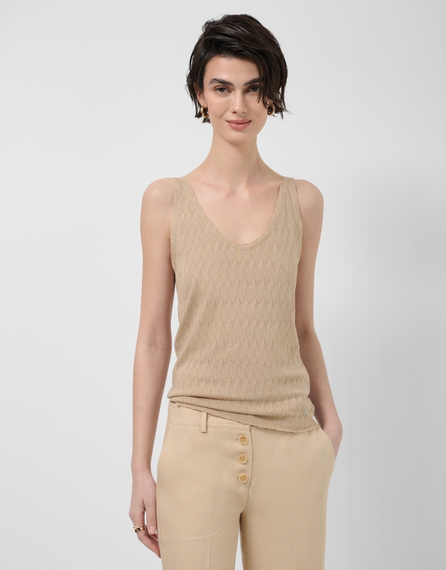 Camiseta de punto beige con tirantes