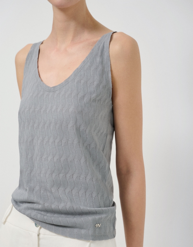 Camiseta de punto gris con tirantes