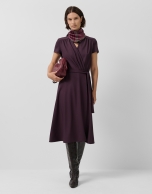 Burgundy short-sleeved wrap midi dress