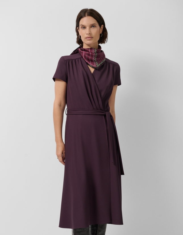 Burgundy short-sleeved wrap midi dress