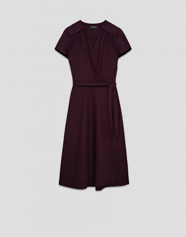Burgundy short-sleeved wrap midi dress