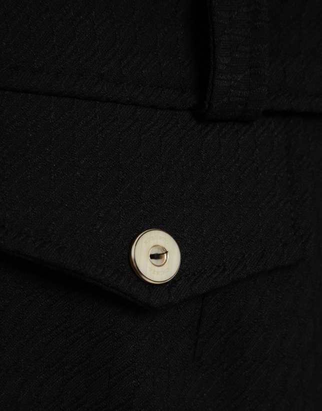 Black short-sleeved dress with flap pockets
