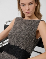 Vestido recto trama negro y crudo con encaje en cintura