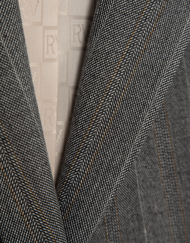 Blazer un botón gris espiga con perfil cámel