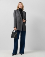 Americana cruzada en lana fría lana gris