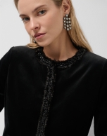 Chaqueta corta terciopelo negro