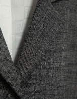 Chaqueta corta solapas punté gris