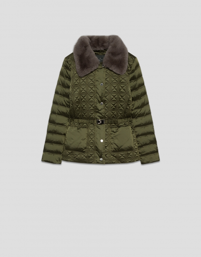 Short green quilted down jacket with fur collar