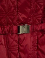 Red quilted short down jacket with fur collar