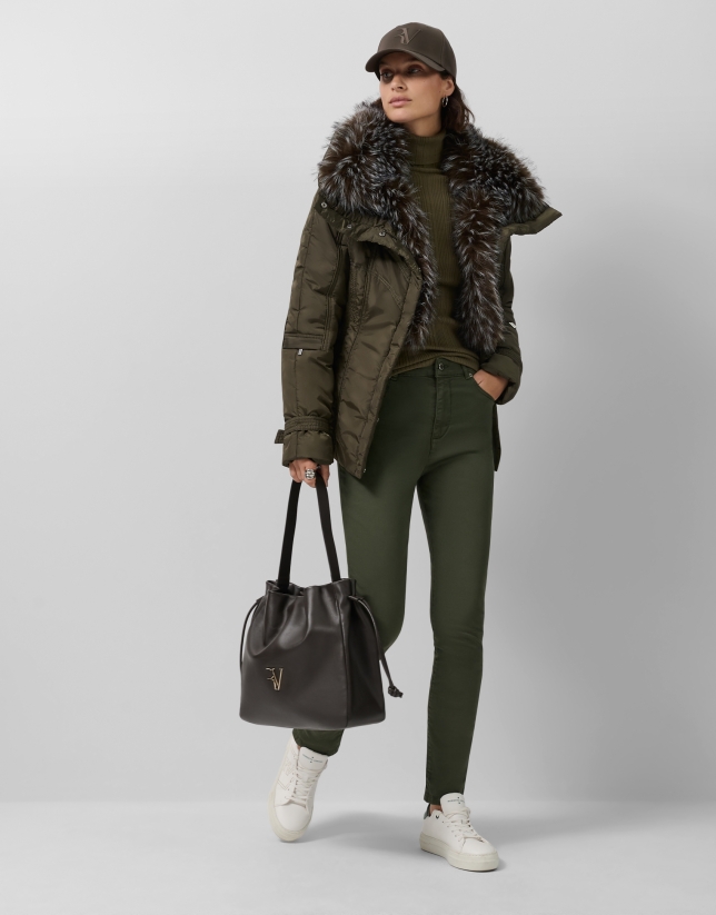 Short fitted hunting green jacket