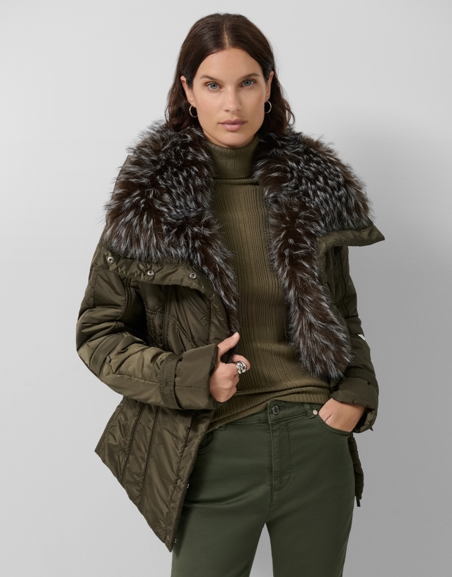 Short fitted hunting green jacket
