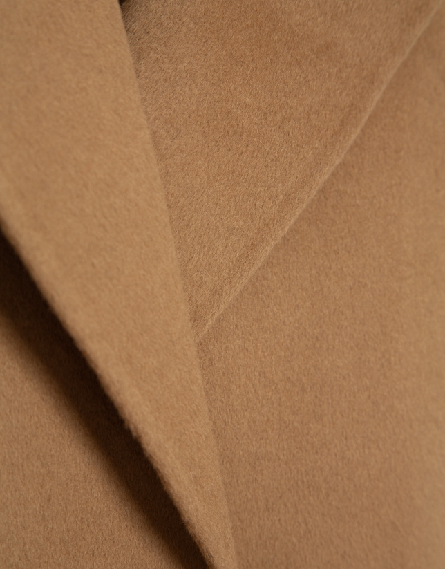 Camel double-faced three-quarter length short coat