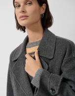 Three-quarter double-sided black double-breasted jacket