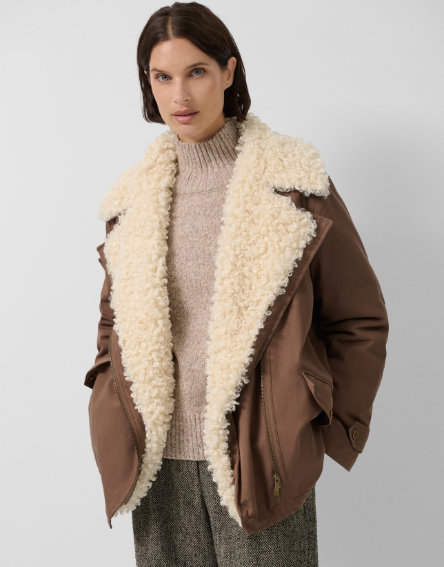 Chaquetón algodón marrón con interior acolchado