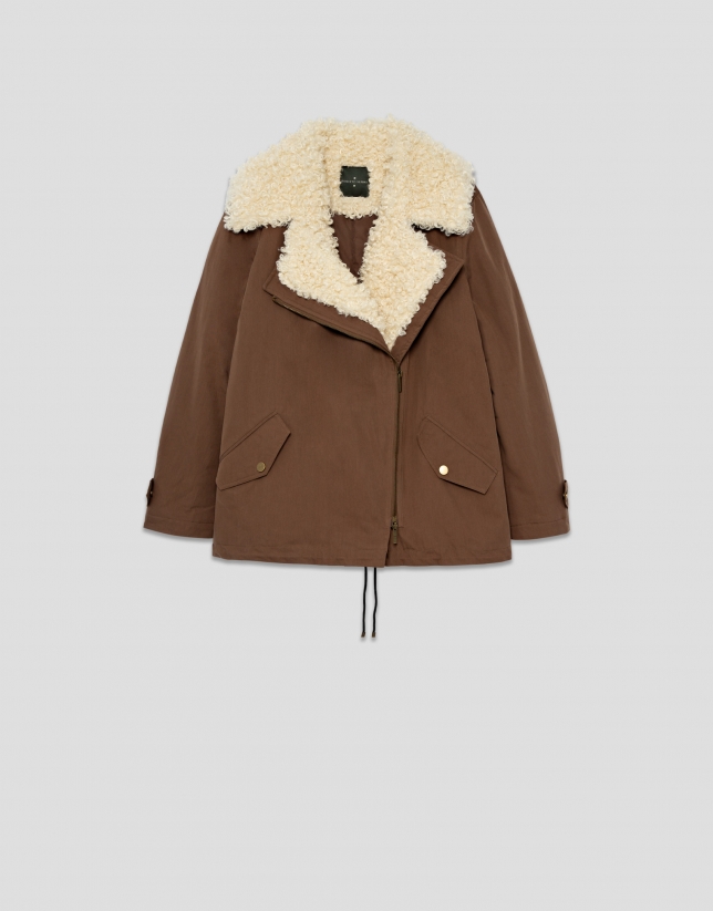 Chaquetón algodón marrón con interior acolchado
