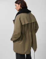Chaquetón largo algodón verde caza con interior acolchado