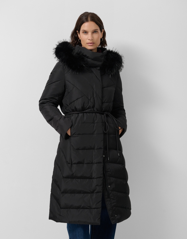 Long black down jacket with removable hood and faux fur