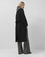 Abrigo largo oversize doble faz negro