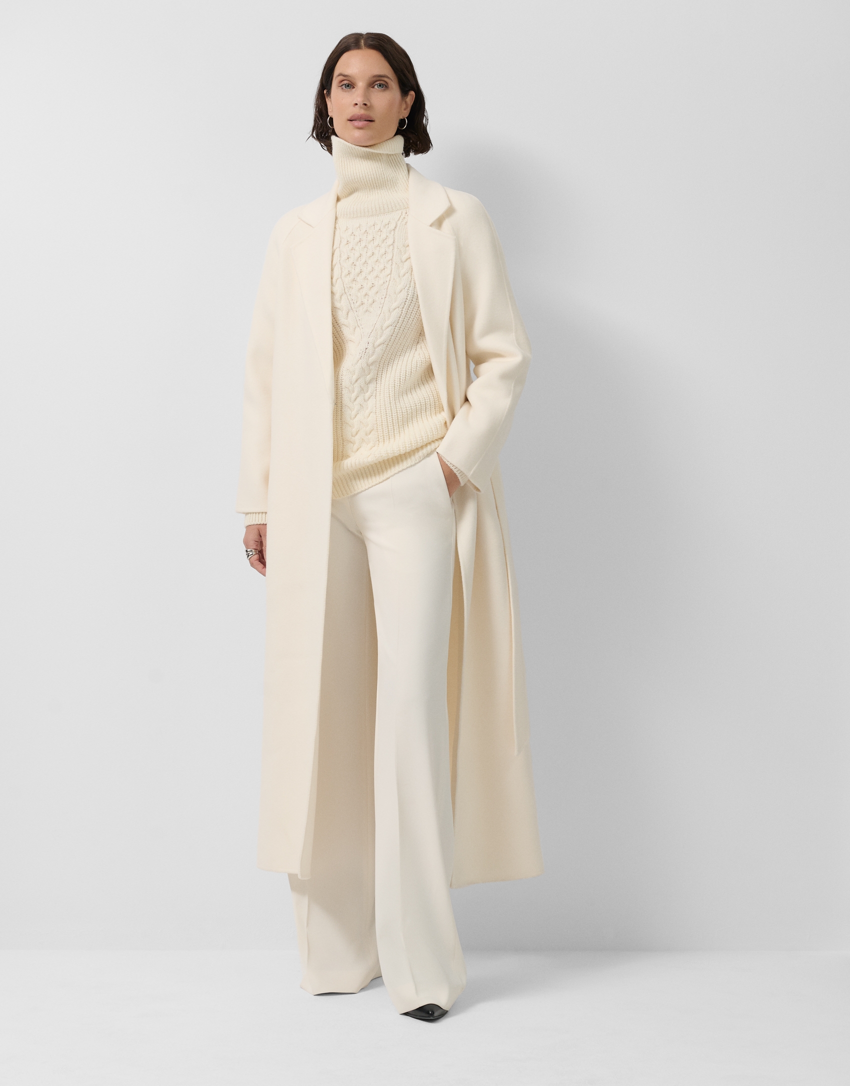 Long coat in white double-sided cloth