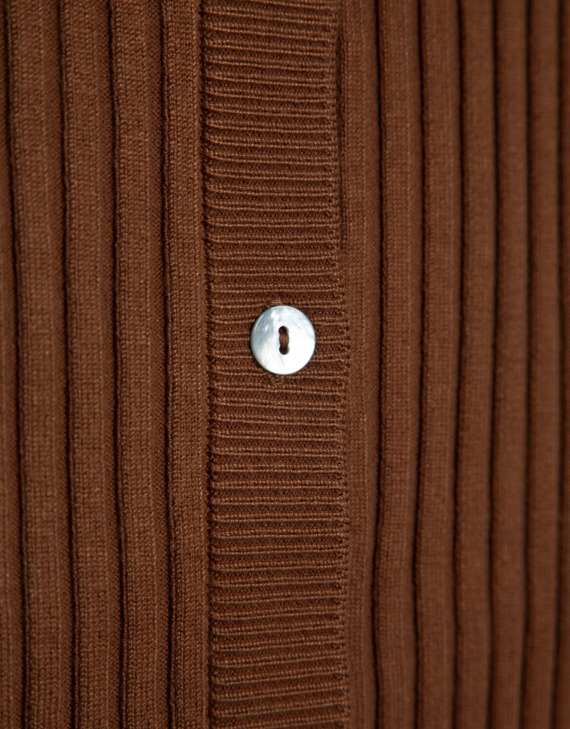 Brown fine ribbed knit jacket