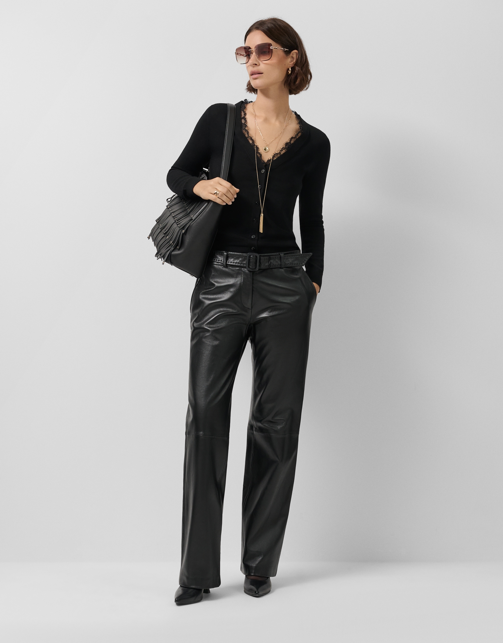 Fine knit jacket with V-neck and lace