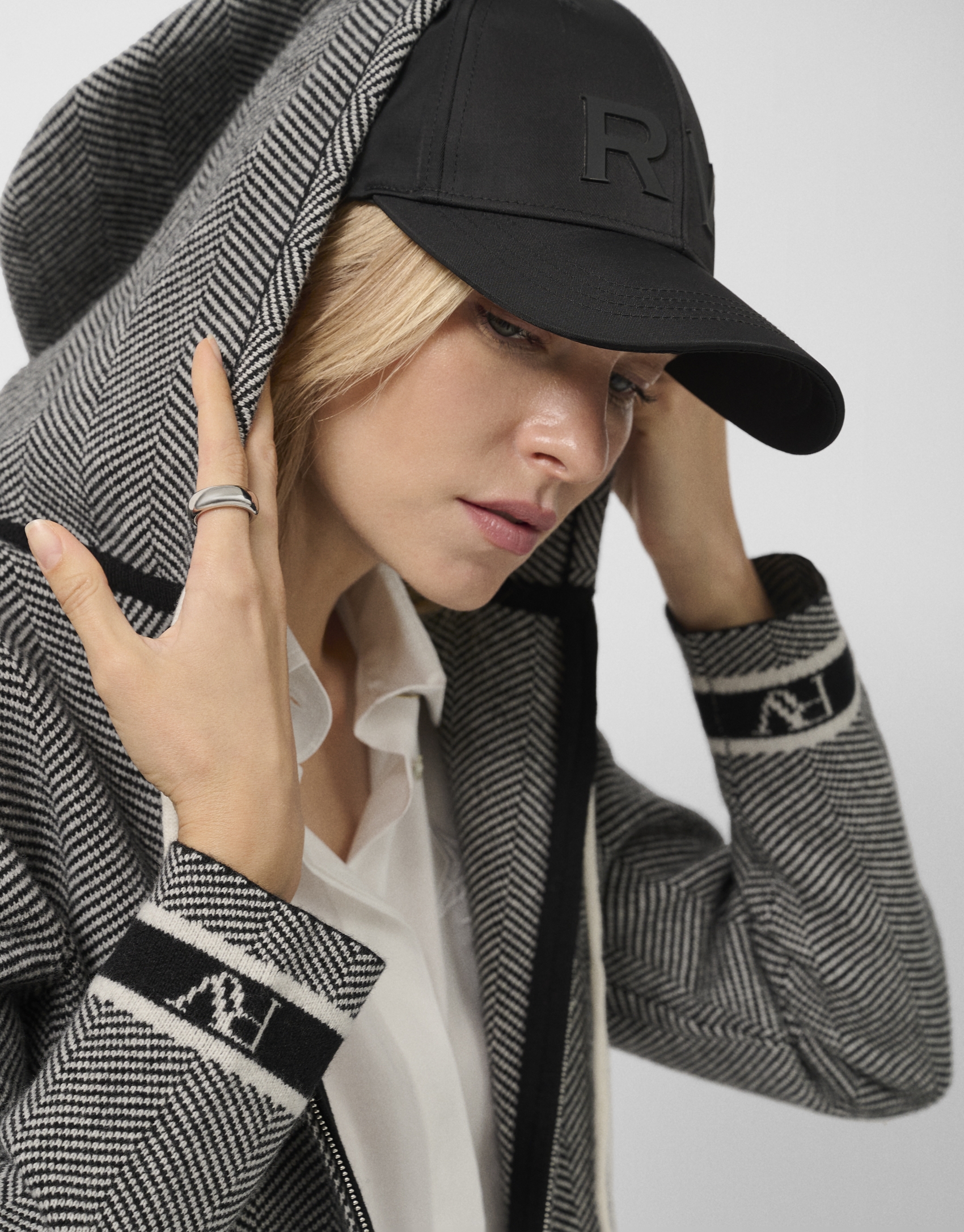 Grey herringbone jacquard knit sweatshirt jacket