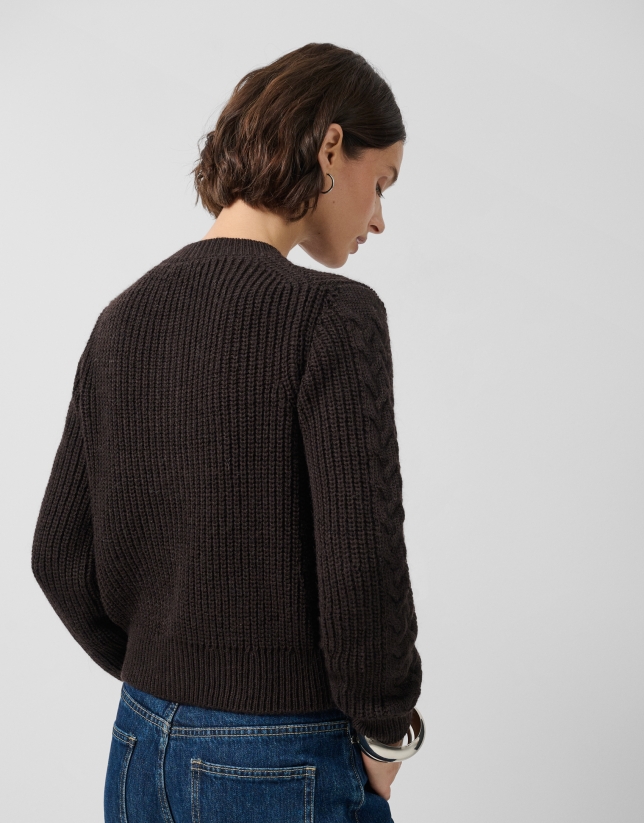 Brown thick knitted jacket