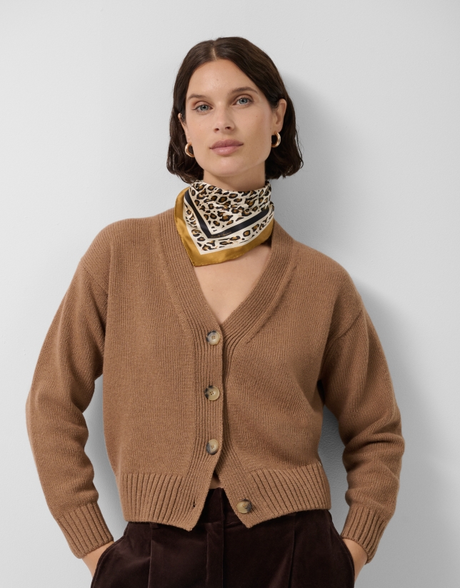 Chaqueta punto grueso beige