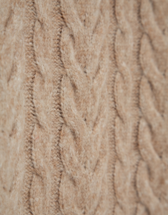 Jersey cuello chimenea punto ochos beige