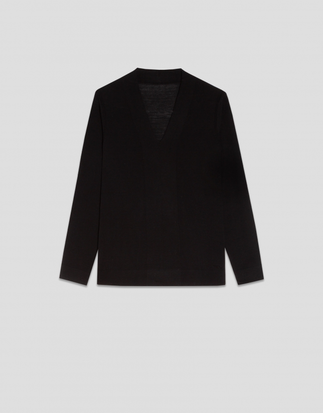 Jersey escote pico lana galga fina negro