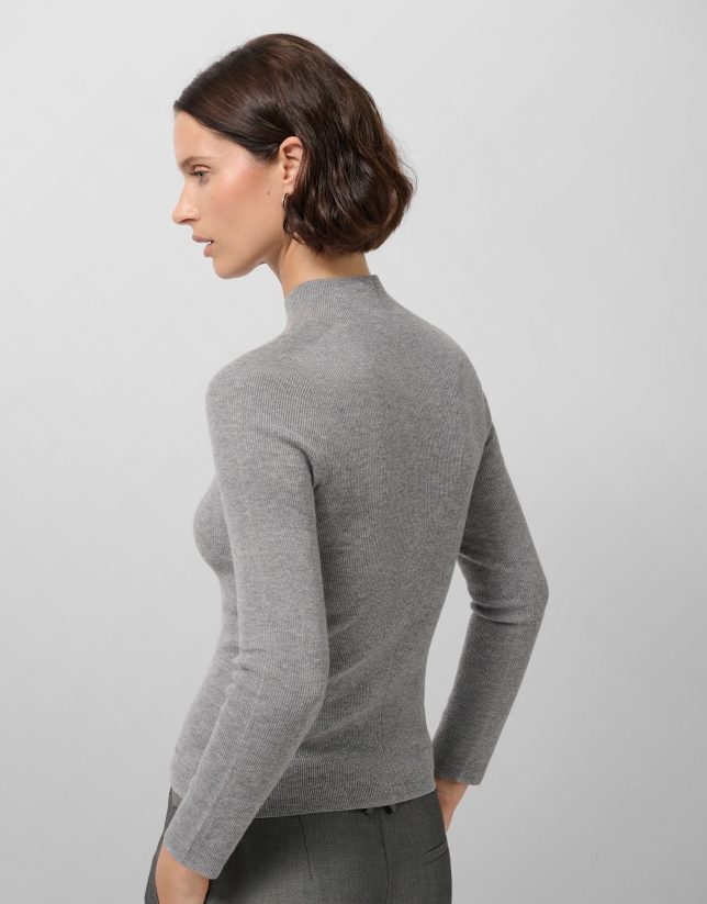 Jersey cuello cisne lana y seda gris con lúrex