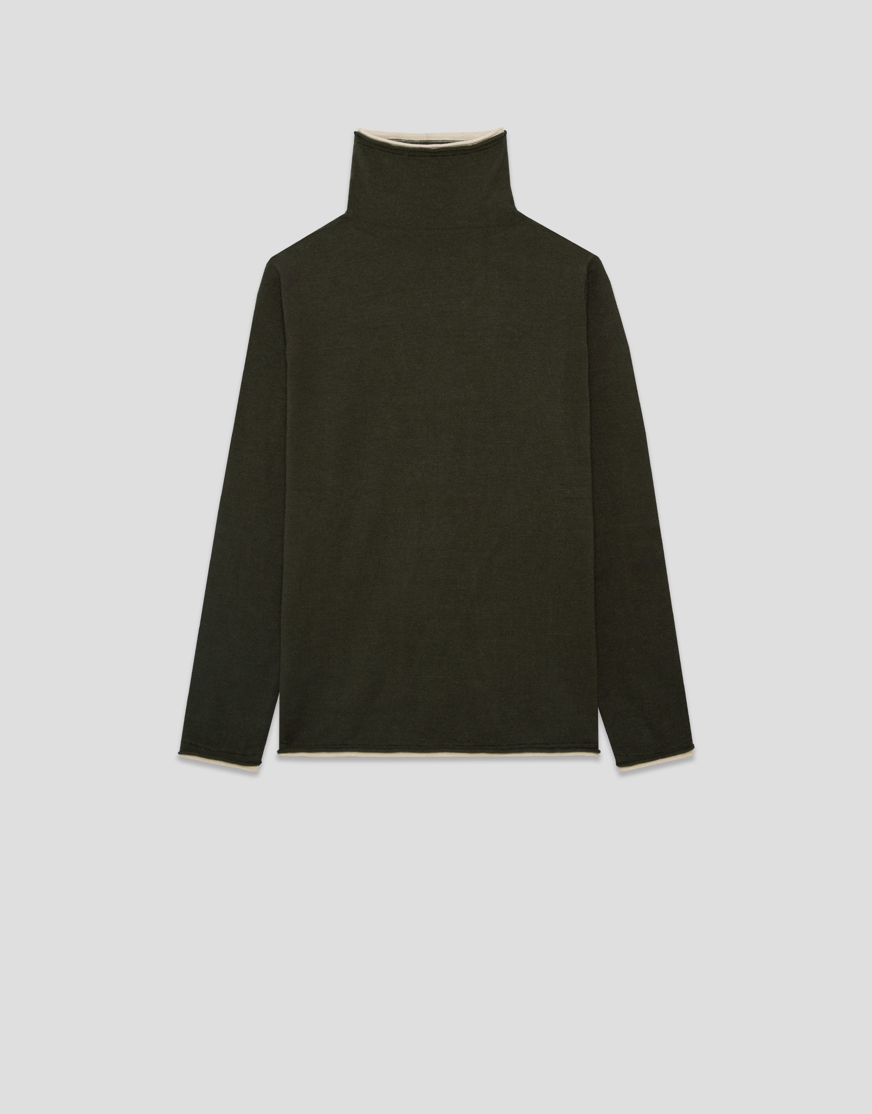 Green double-edged funnel neck sweater