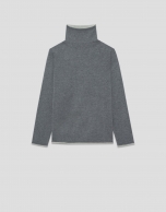 Jersey cuello chimenea doble remate gris