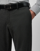 Pantalón separate punto roma gris oscuro